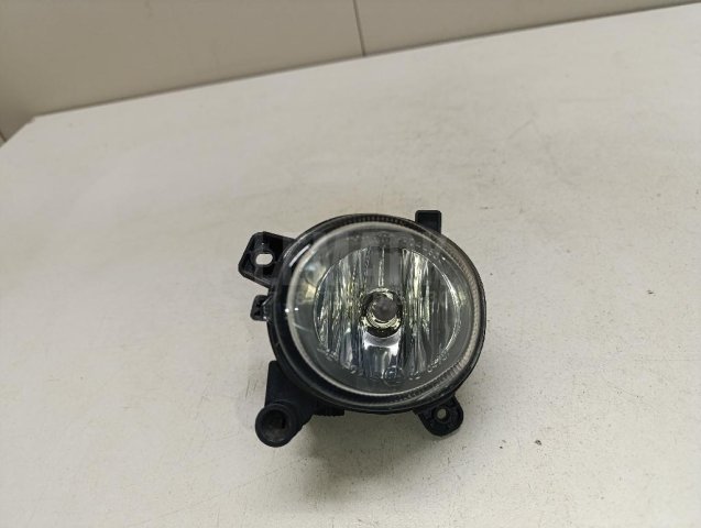 Фара противотуманная левая