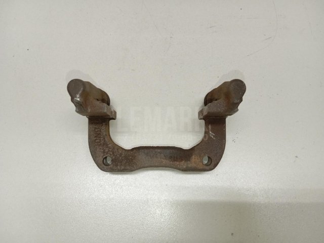 Скоба суппорта заднего правого