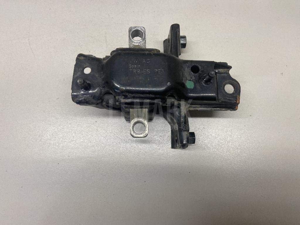 Опора двигателя