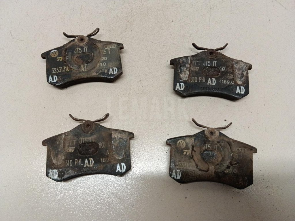 Колодки тормозные задние дисковые к-кт