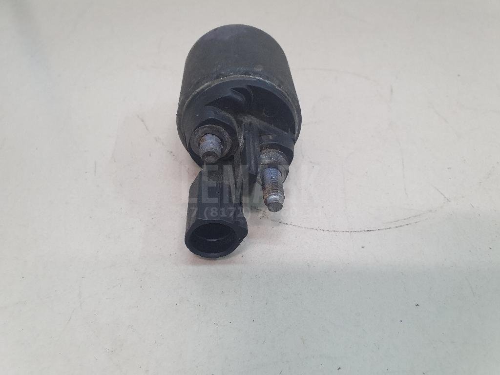 Реле втягивающее