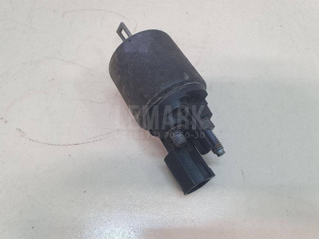 Реле втягивающее