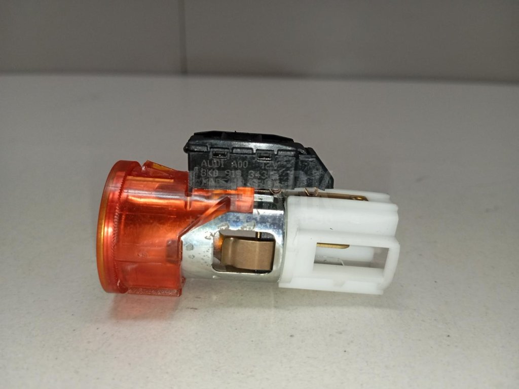 Гнездо прикуривателя