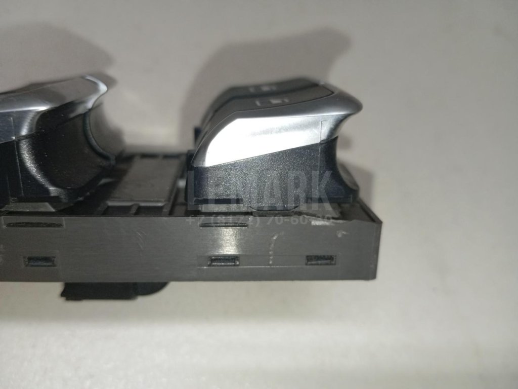 Блок управления стеклоподъемниками