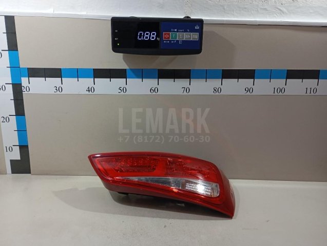 Фонарь задний правый