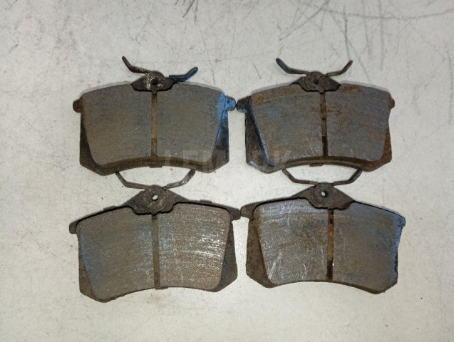 Колодки тормозные задние дисковые к-кт