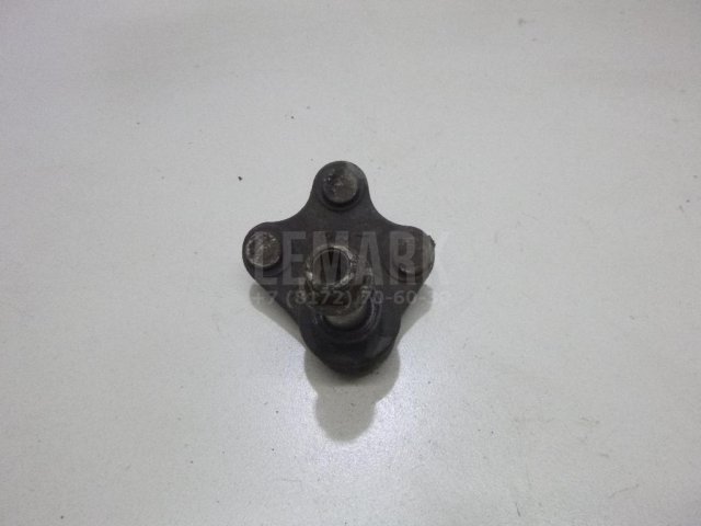 Опора шаровая правая передней подвески