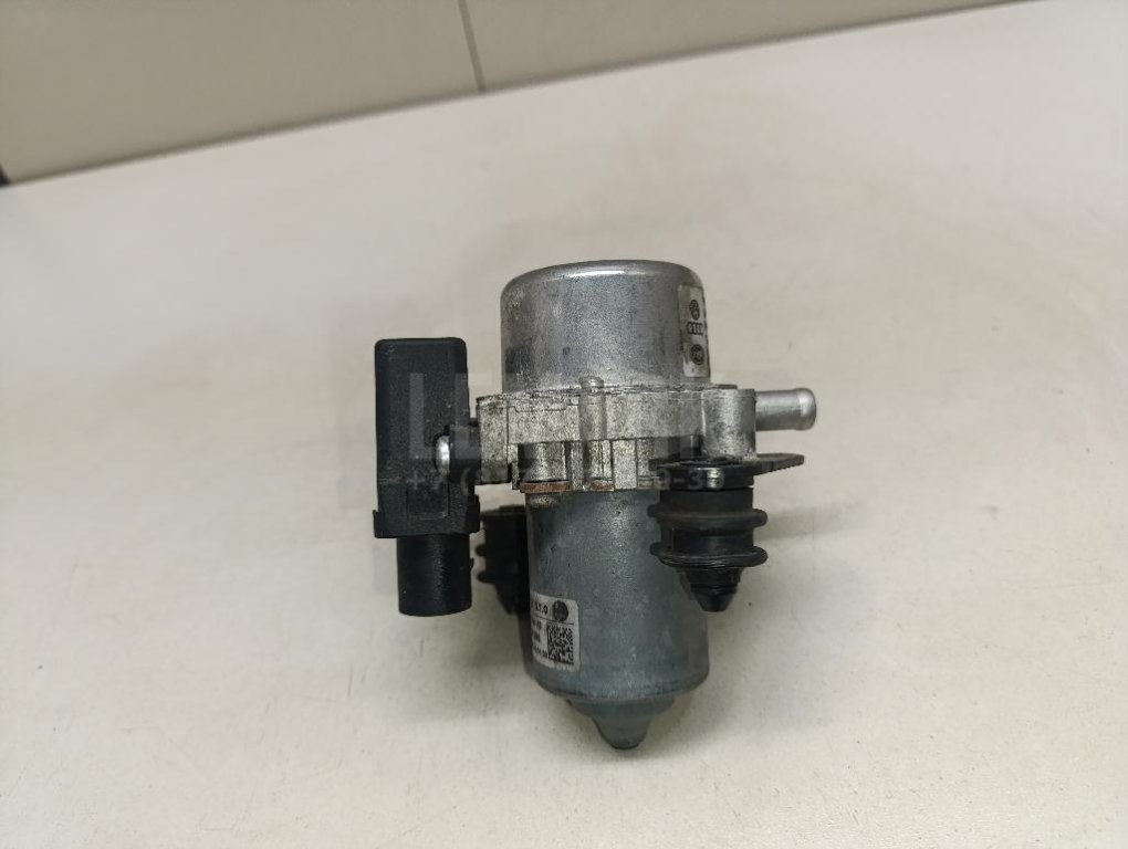 Насос вакуумный