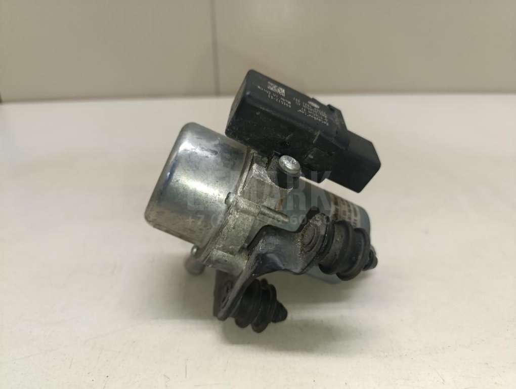 Насос вакуумный