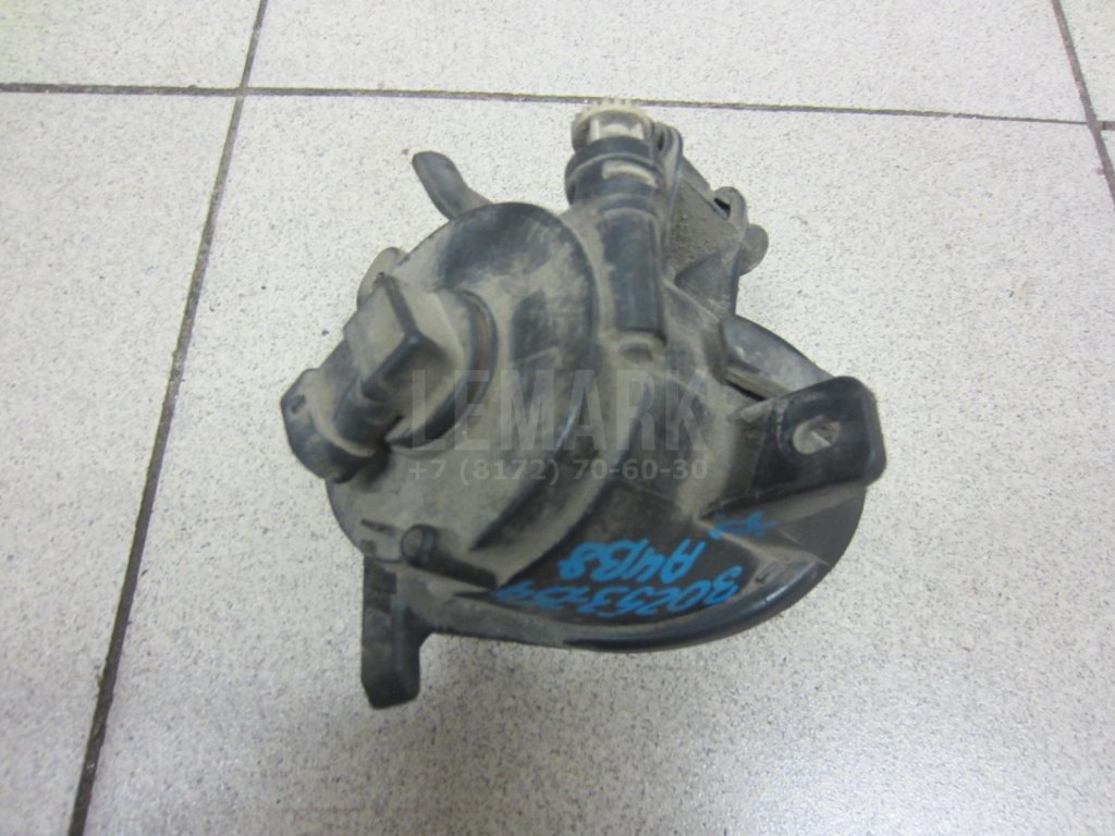 Фара противотуманная правая