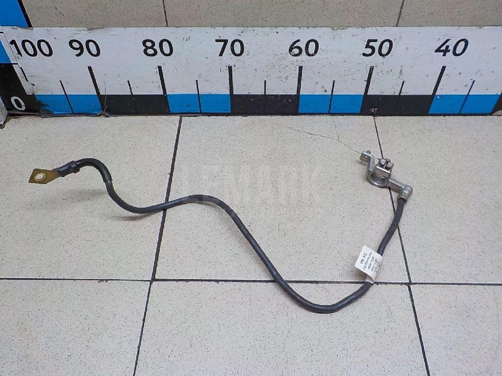 Клемма аккумулятора минус