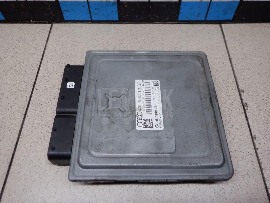 Блок управления двигателем