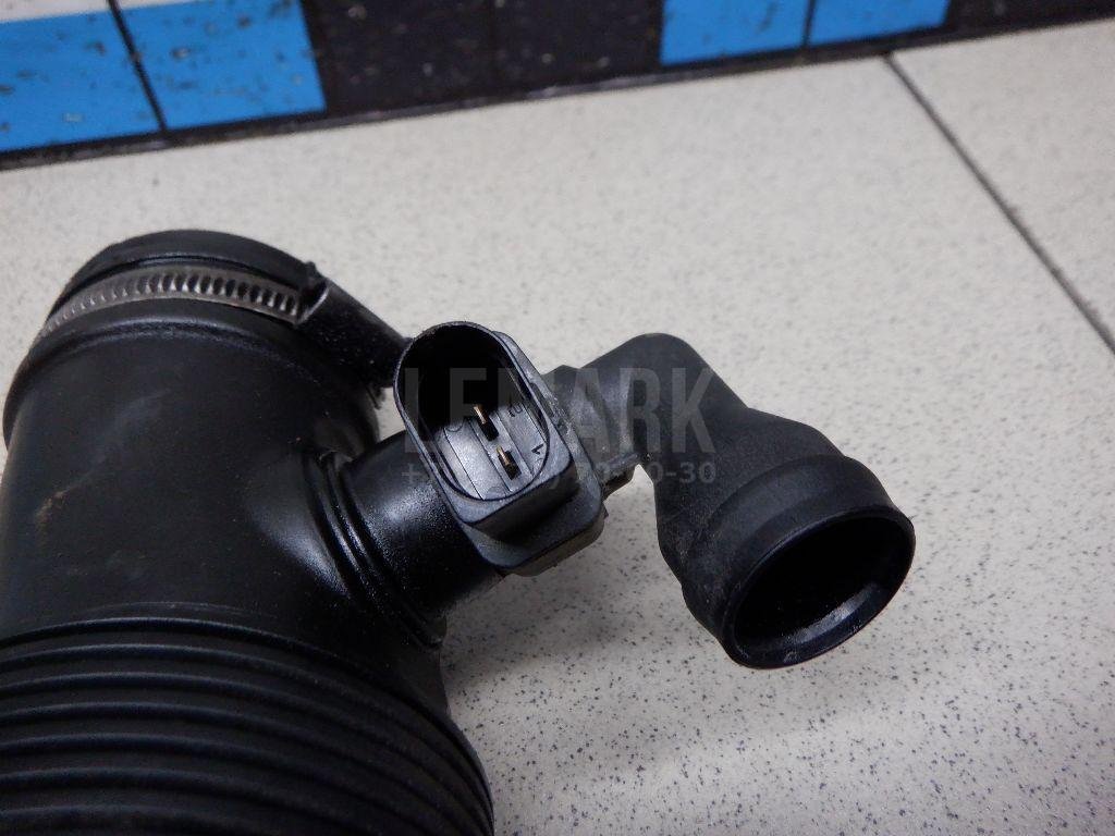 Патрубок воздушного фильтра