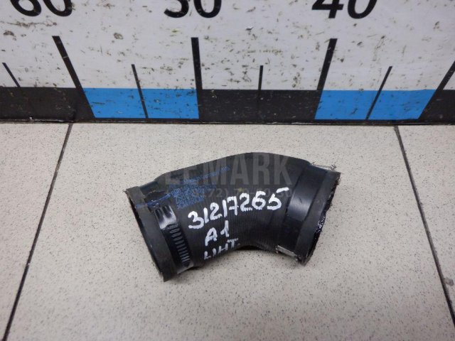 Патрубок интеркулера