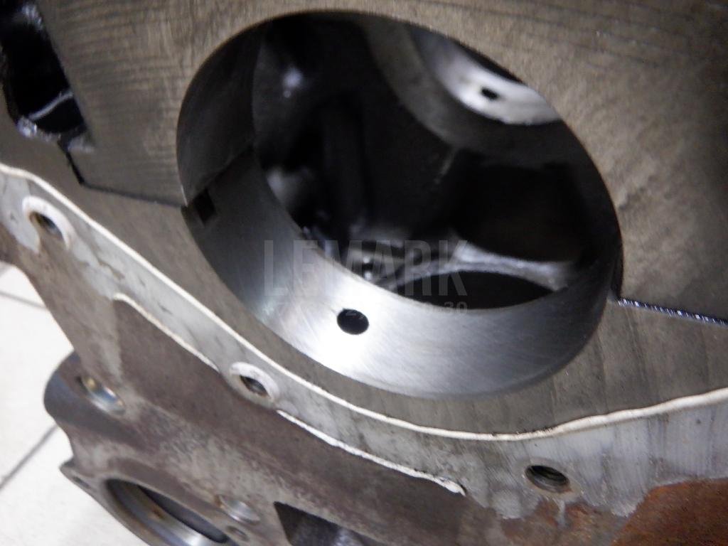 Блок двигателя для  Audi A4 [B8] Allroad 2009-2015