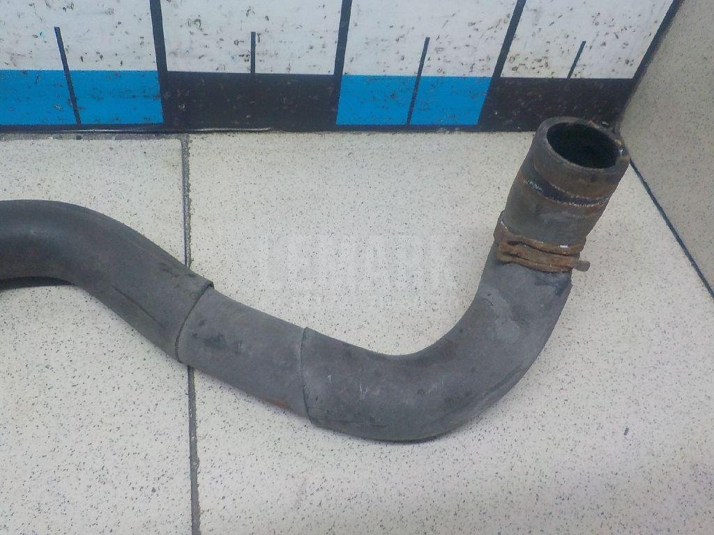 Патрубок радиатора