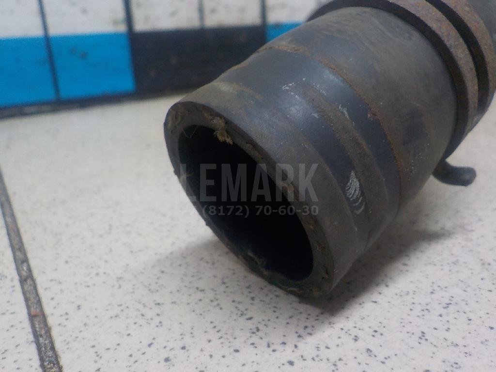 Патрубок радиатора