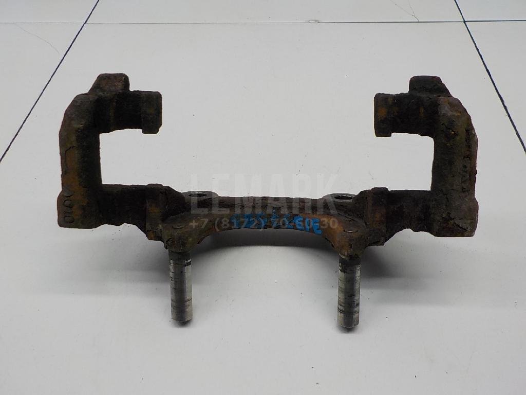 Скоба суппорта переднего