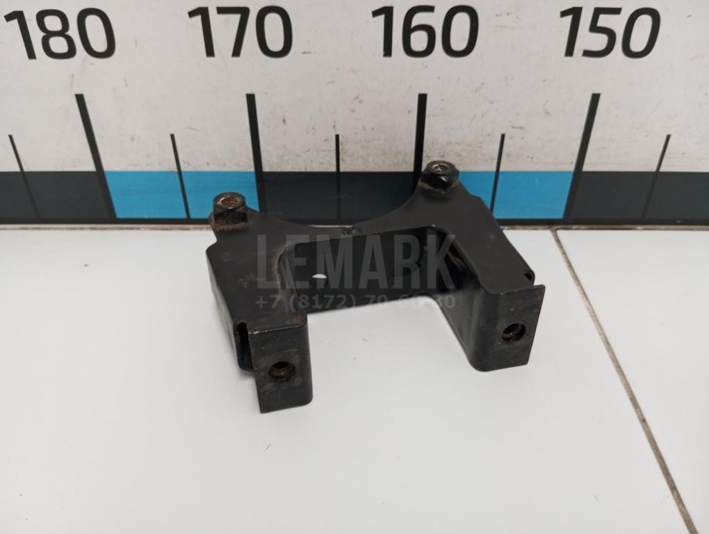 Кронштейн опоры КПП для  Audi A4 [B9] 2015