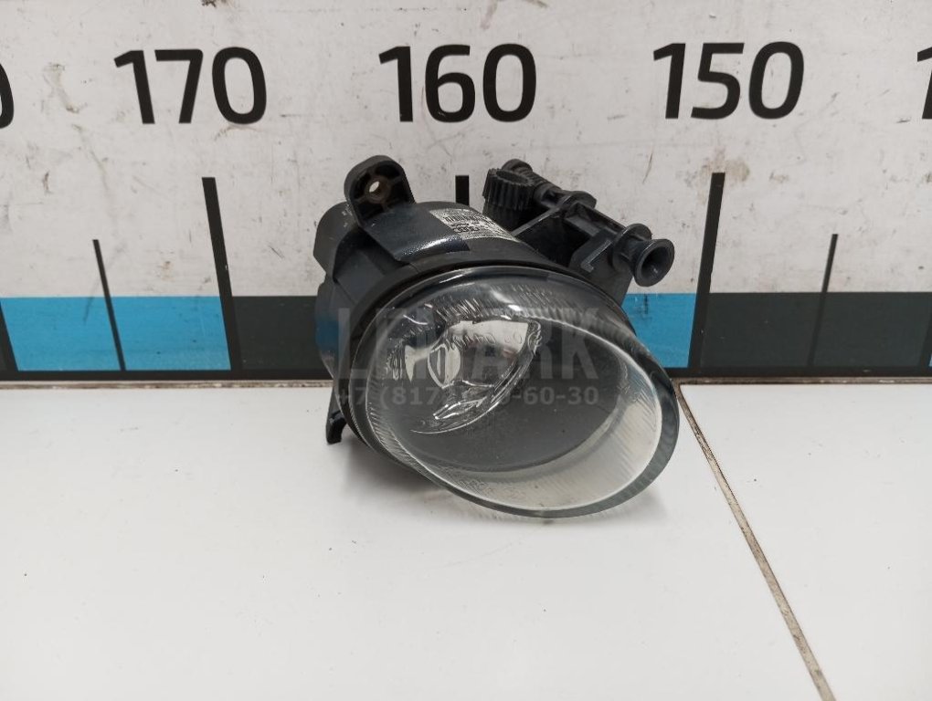 Фара противотуманная левая