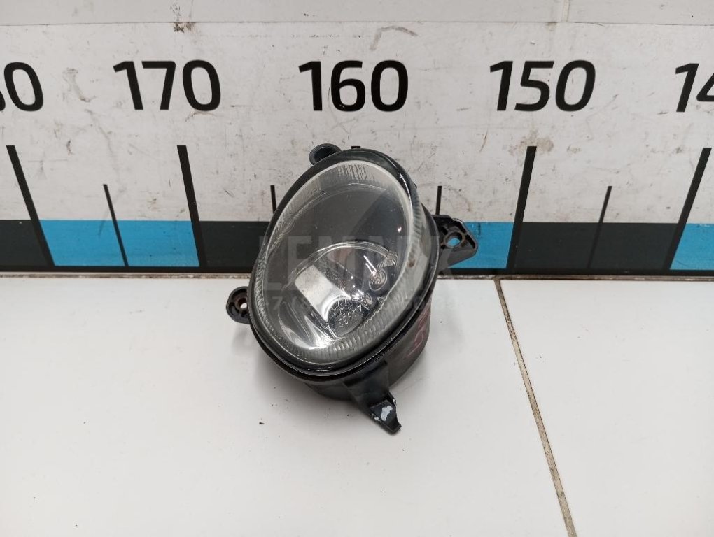 Фара противотуманная левая