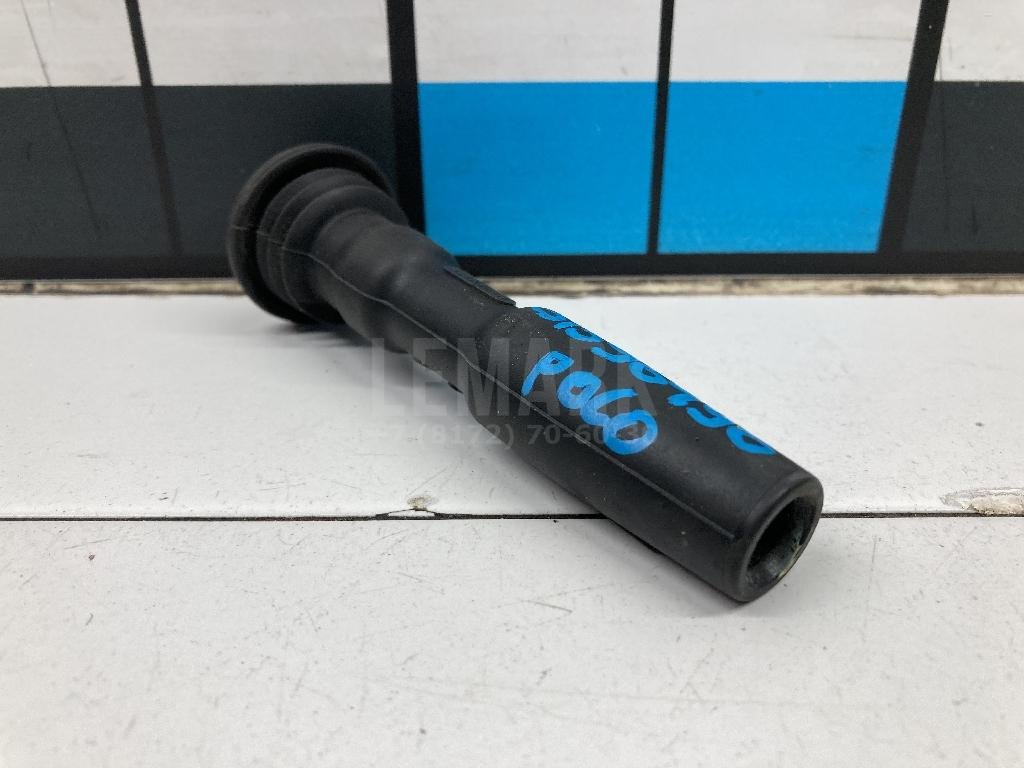 Наконечник свечи зажигания