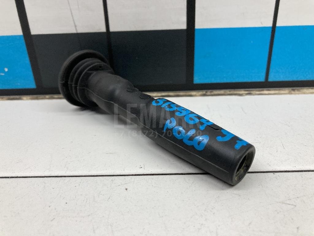 Наконечник свечи зажигания