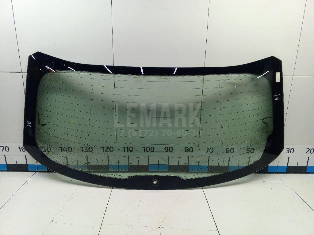 Стекло двери багажника