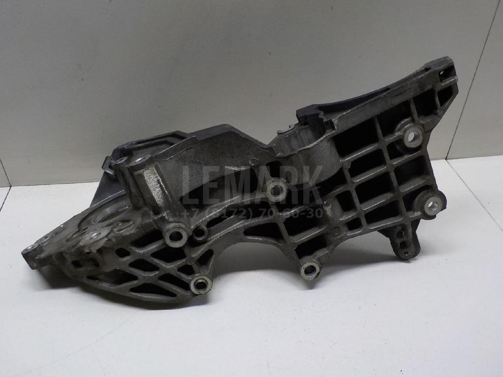 Кронштейн генератора