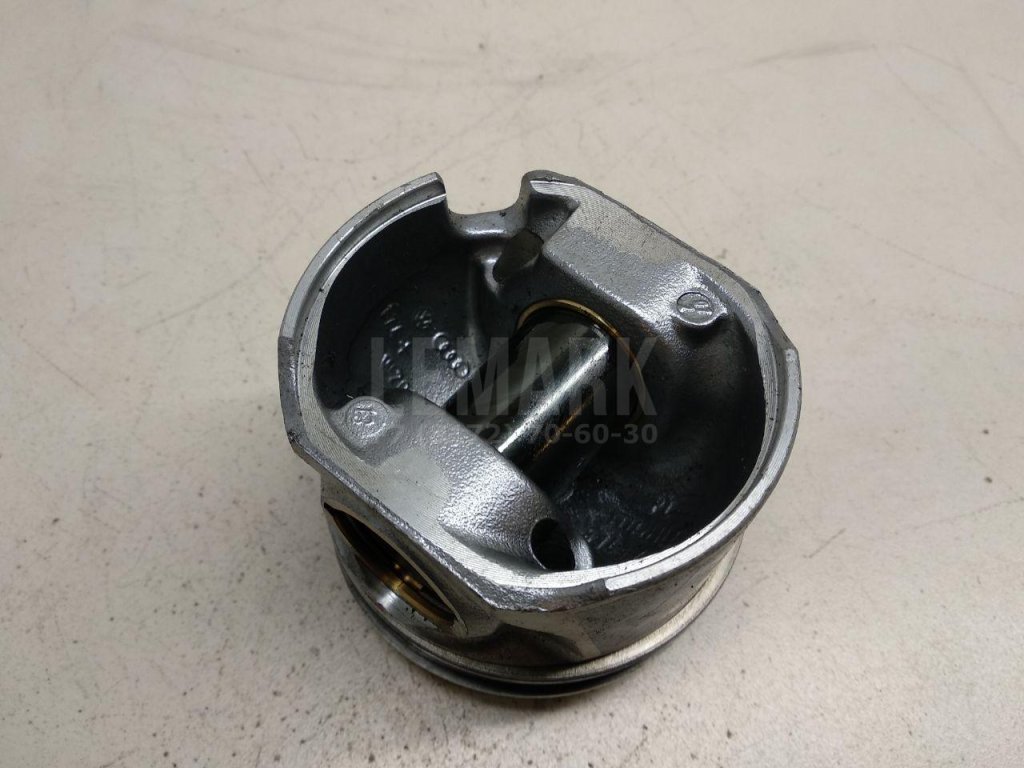 Поршень для  Audi A4 [B9] 2015