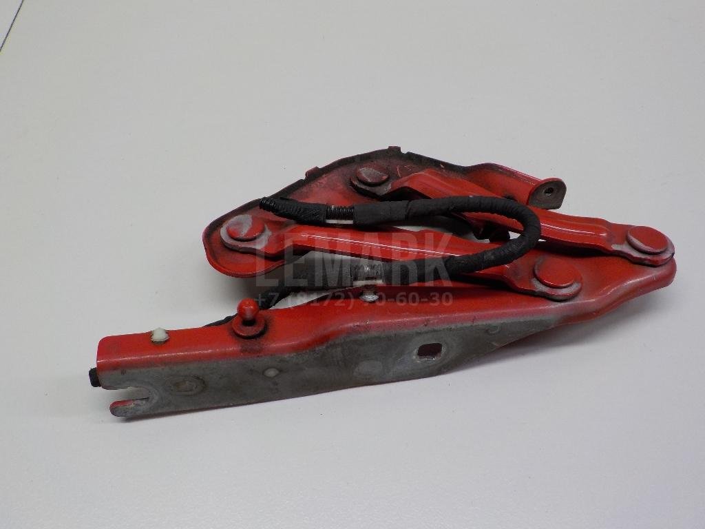 Петля капота правая