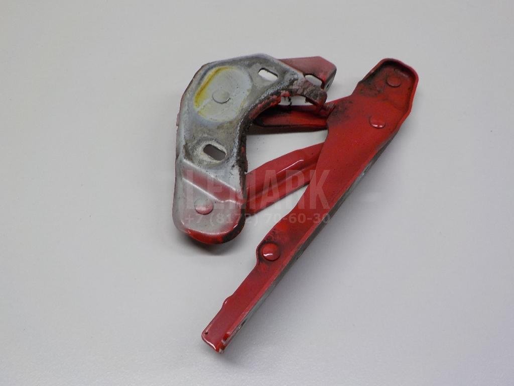 Петля капота левая