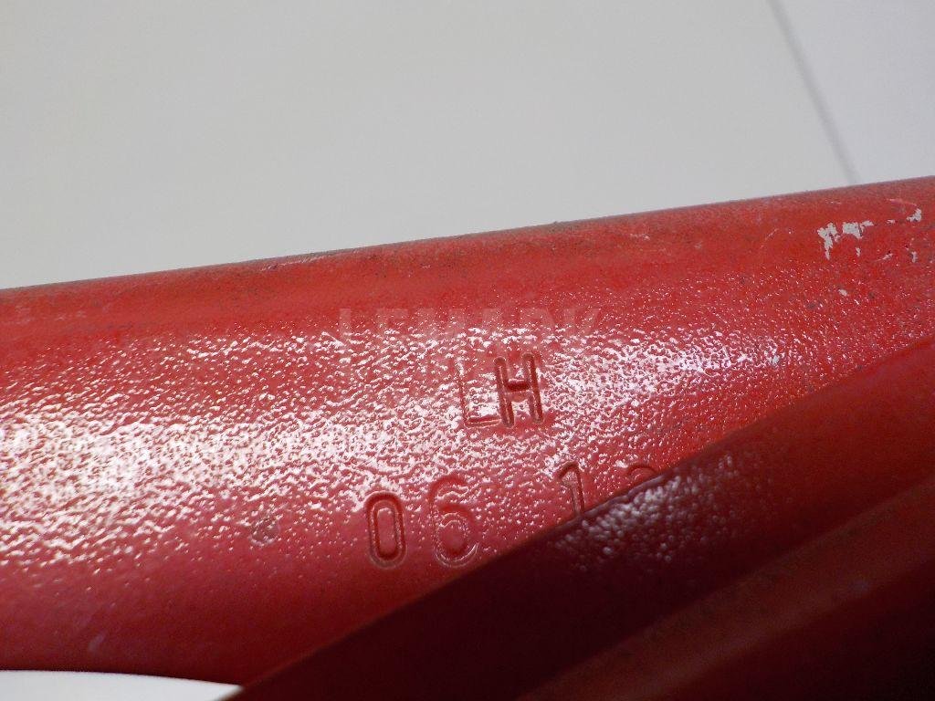 Петля капота левая