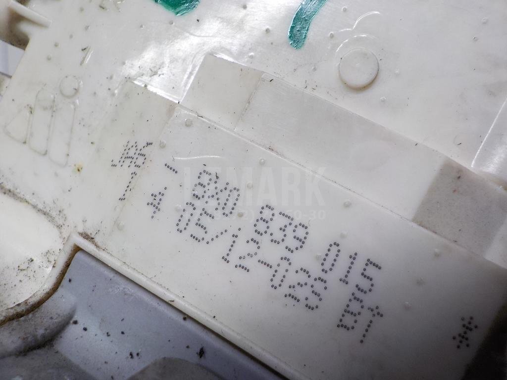 Замок двери задней левой