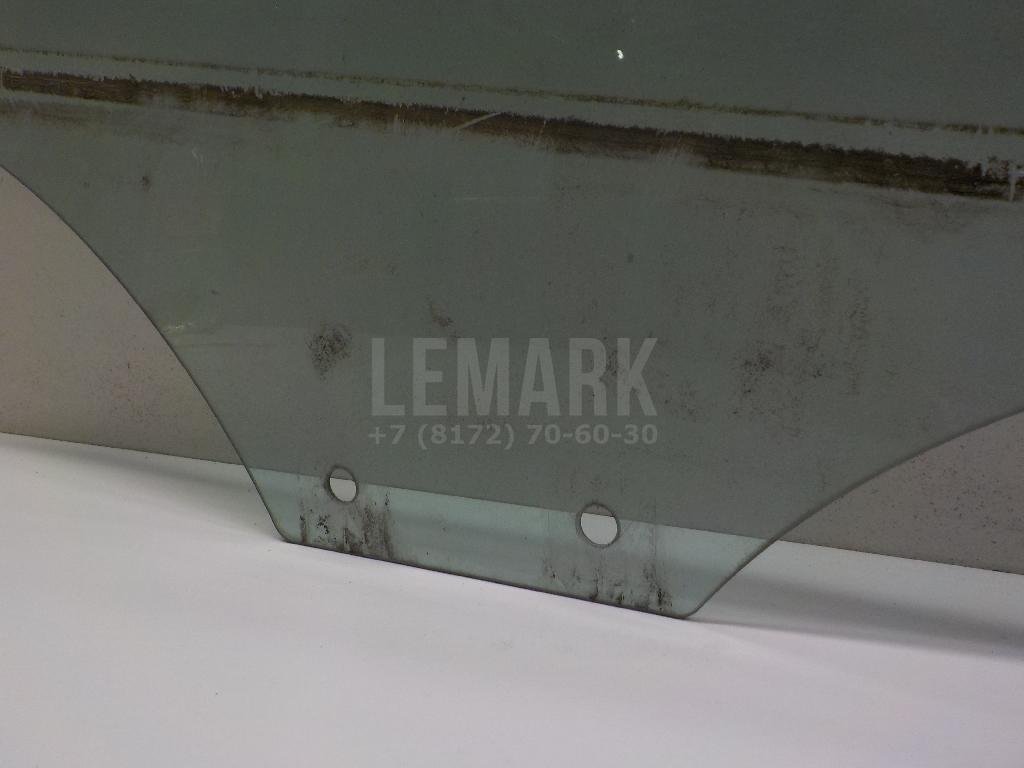 Стекло двери задней правой