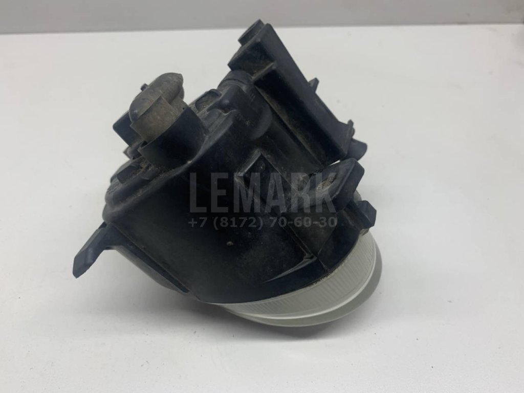 Фара противотуманная правая