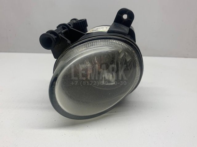 Фара противотуманная правая