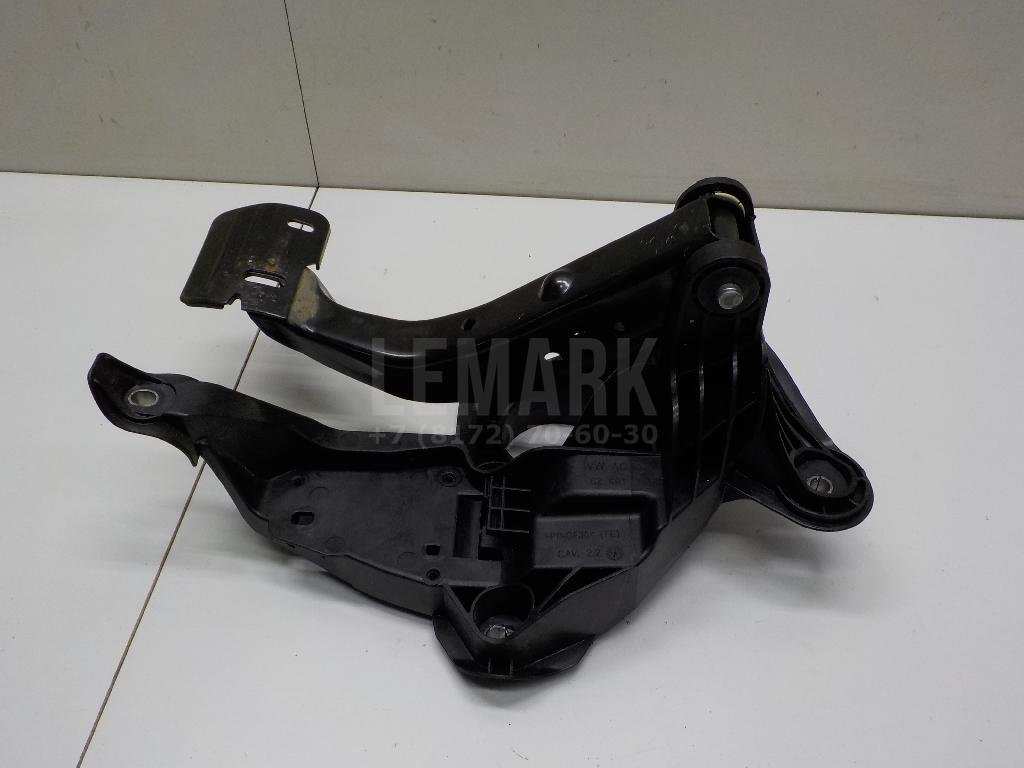 Педаль тормоза