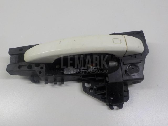 Ручка двери задней наружная левая