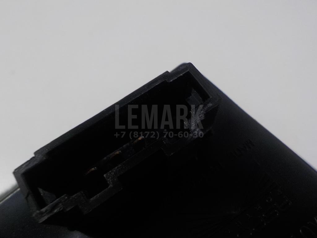 Фонарь задний внутренний правый