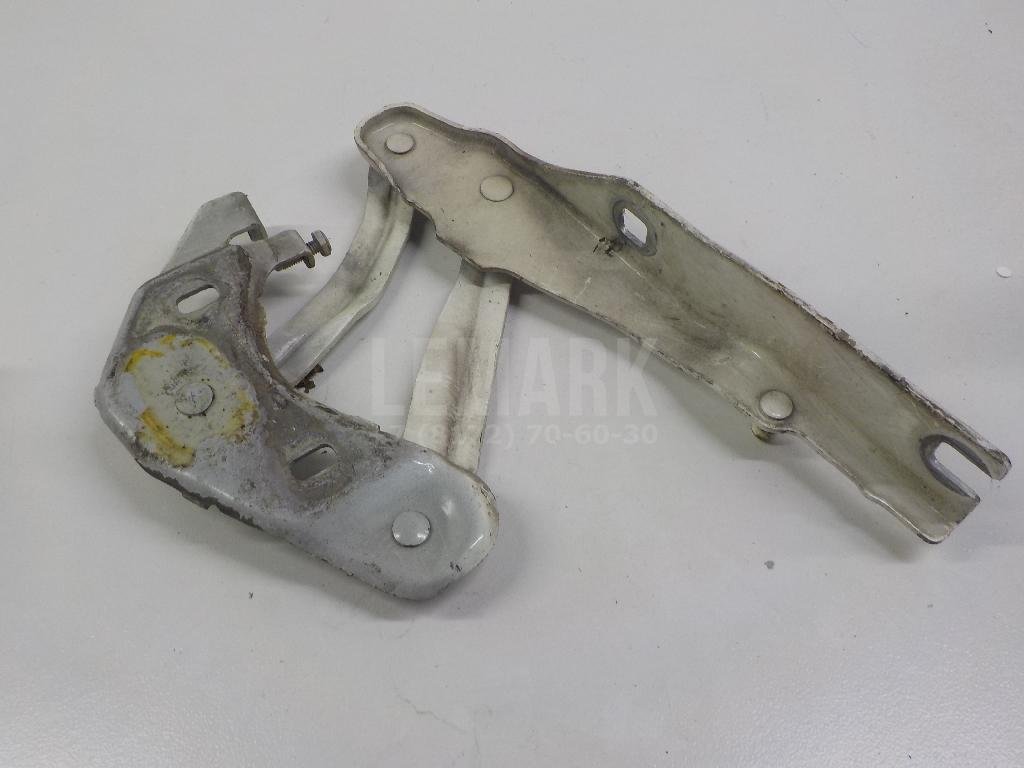 Петля капота левая