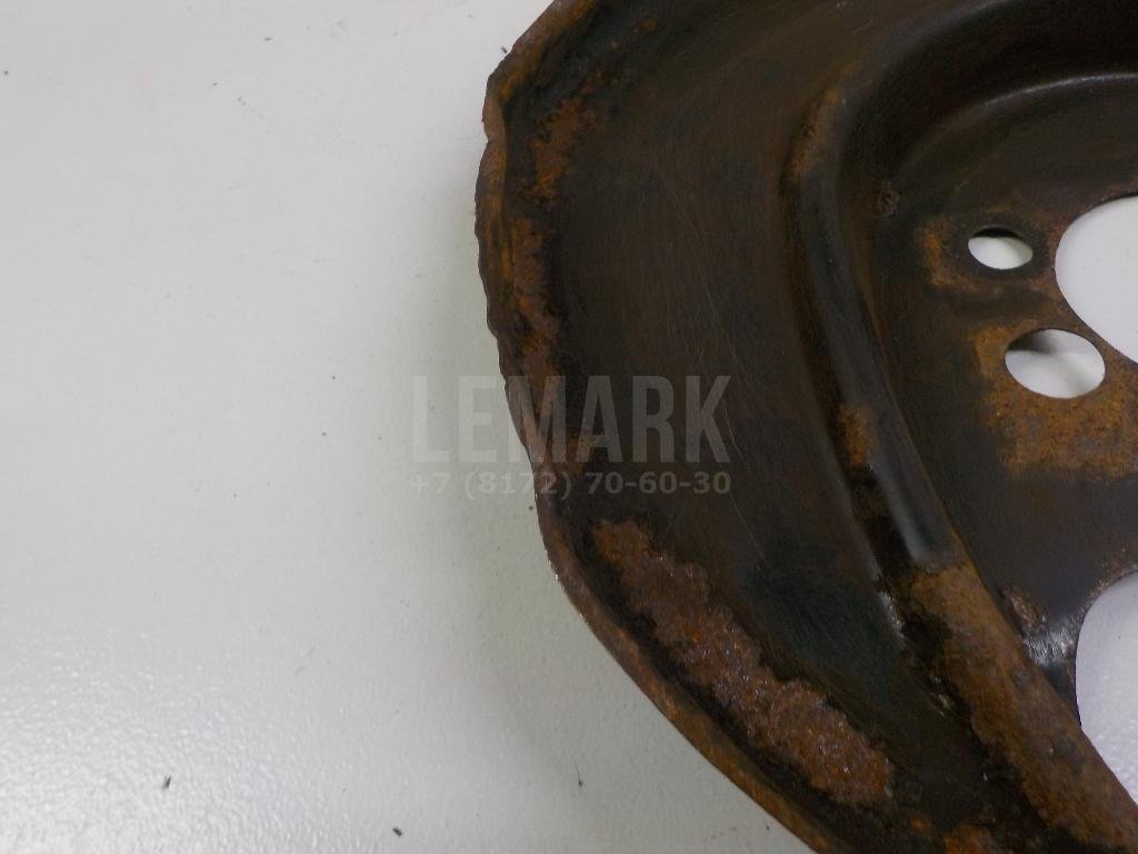 Щит опорный задний правый