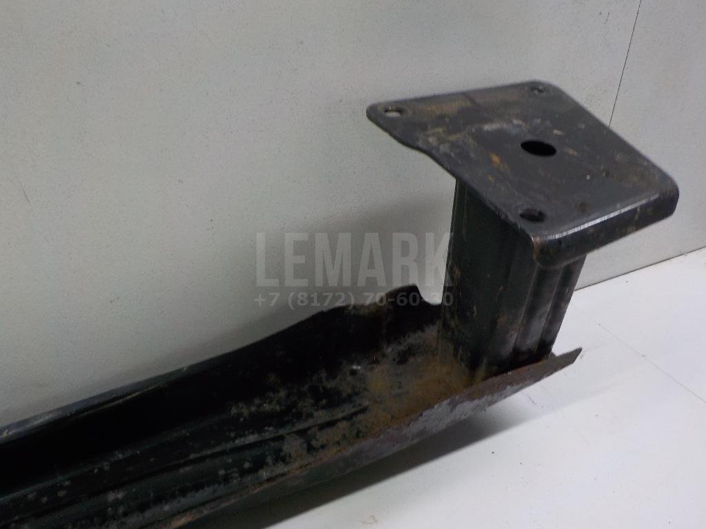 Усилитель заднего бампера