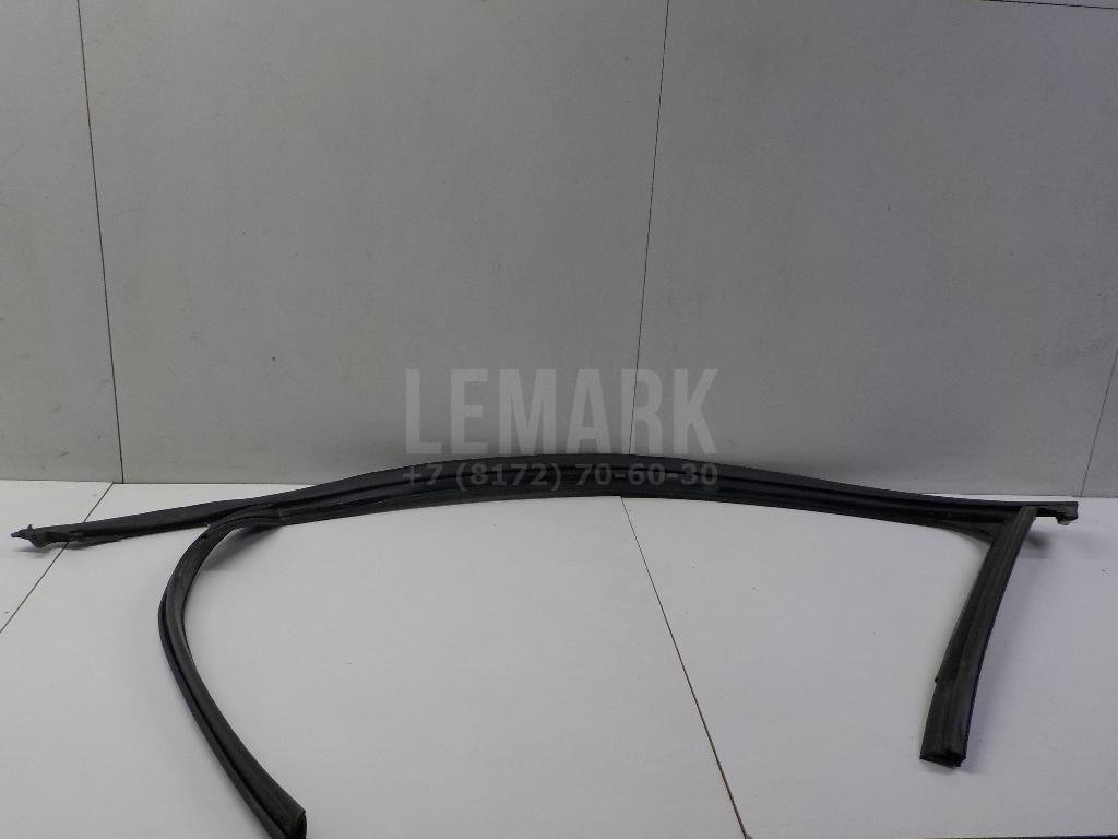 Уплотнитель стекла двери для  Audi A3 (8L1) 1996-2003