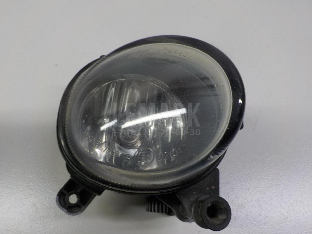 Фара противотуманная правая