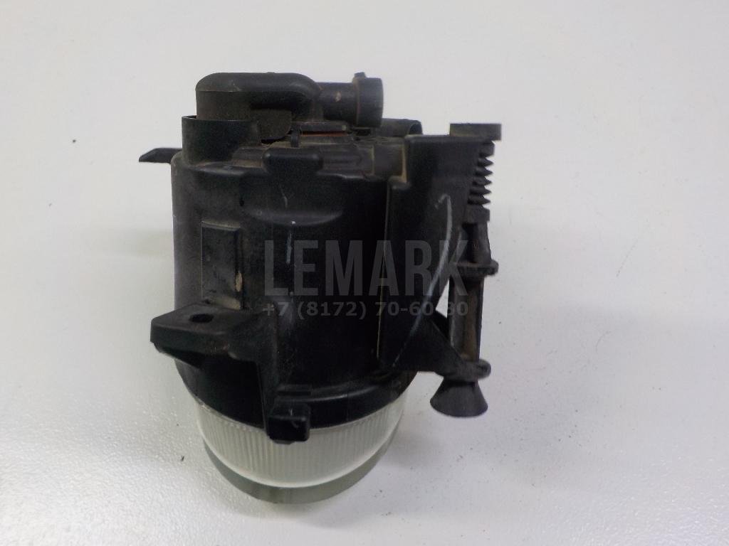 Фара противотуманная правая