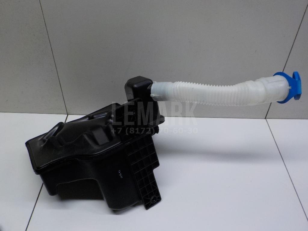 Бачок омывателя лобового стекла