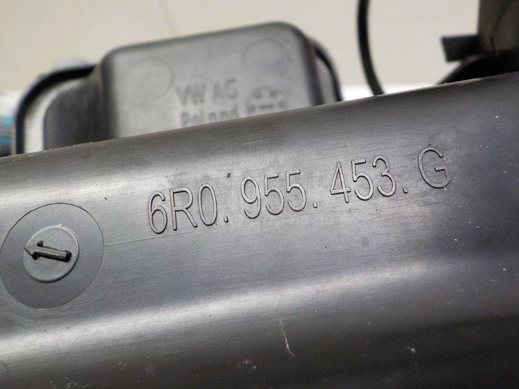 Бачок омывателя лобового стекла