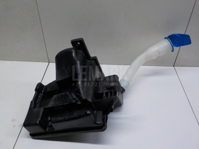 Бачок омывателя лобового стекла