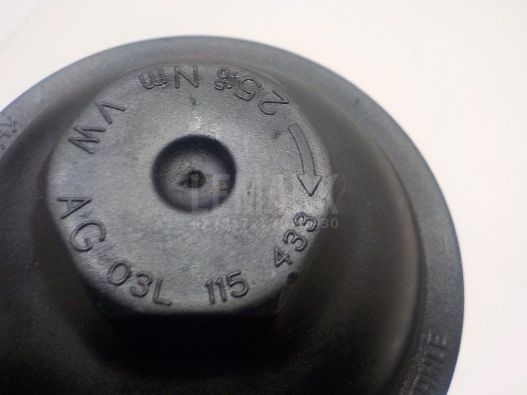 Крышка масляного фильтра